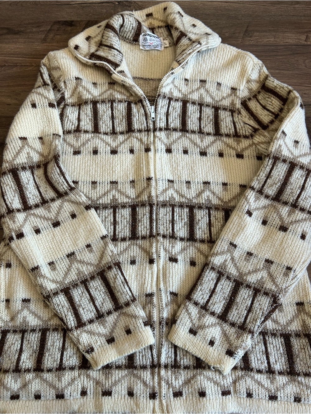 Vintage Tundra Canada Pure Wool Full-Zip Cardigan Sweater Cream/Brown